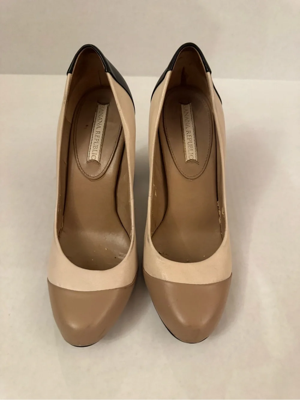 Banana Republic Beige, Taupe & Black Colorblock Block Heel Pumps - Picture 2 of 13